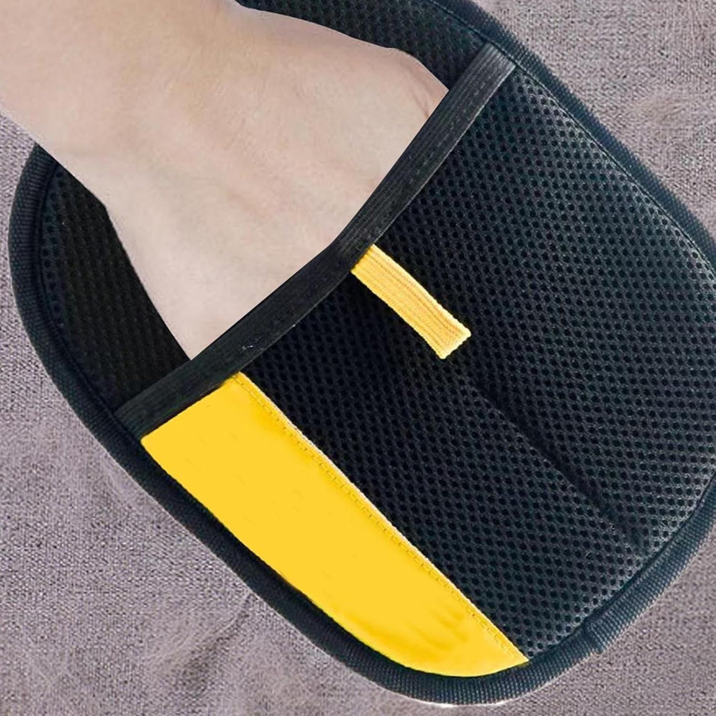 2-in-1 Grooming & Deshedding Glove for Pets
